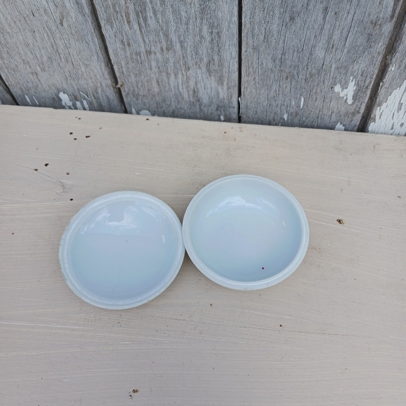 Vtg Lillian Vernon Porcelain Collector’s Box White Pansies Cottagecore Trinket - Picture 3 of 9